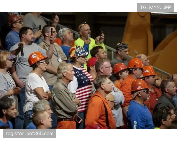 阿尔卡拉斯,网球赛顺利,挺进,开云入口官网,开云入口App下载,开云入口代理,开云入口全站服务,开云入口体育